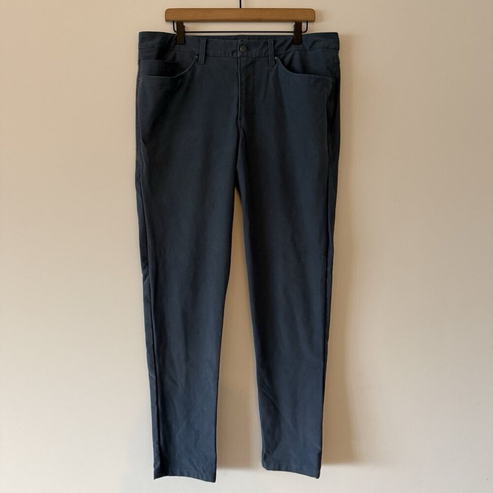 Lululemon ABC Pants Mens Size 38 Slim Fit Pants Preppy Capsule Travel FLAWS READ